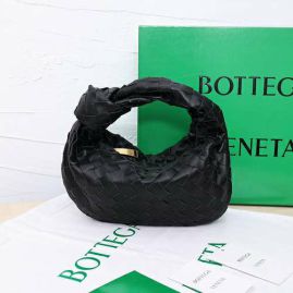 Picture of Bottega Veneta Lady Handbags _SKUfw152380978fw